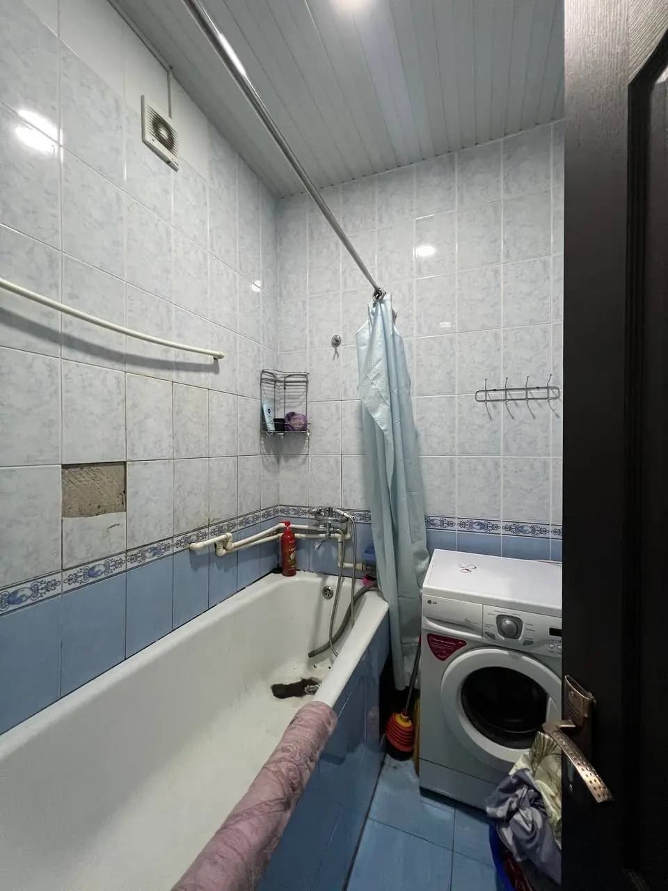 Arenda Chilonzor 16 Давр банк метрога 50 м 5та Йигитларга 5та кизларга Оила — 2