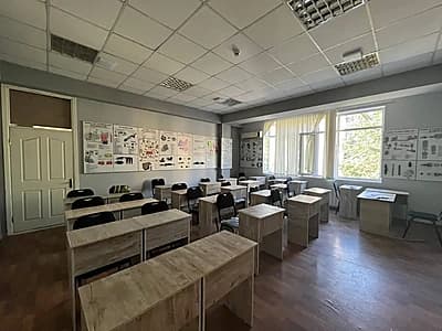 Коммерческая Недвижимость 1 линия Готовый бизнес центр — 3