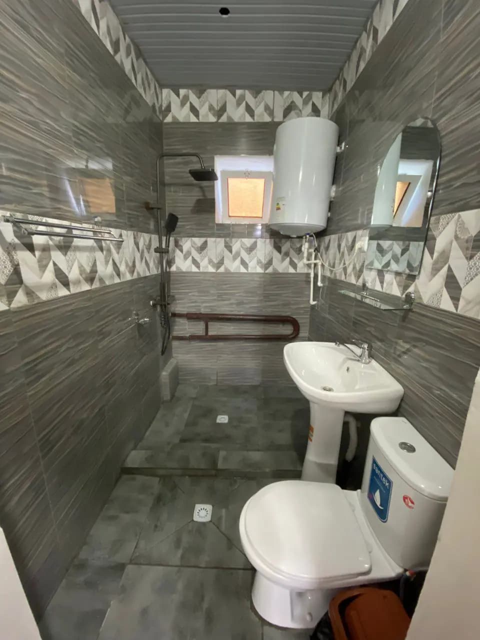 Dacha Chimgan — 8