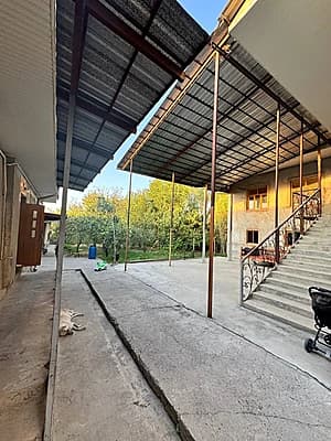 Uy sotiladi chernayivka g'isht koprik mahalla — 2