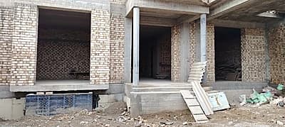Охунбобоевда 4 сотихли каробка уй срочно сотилади — 4