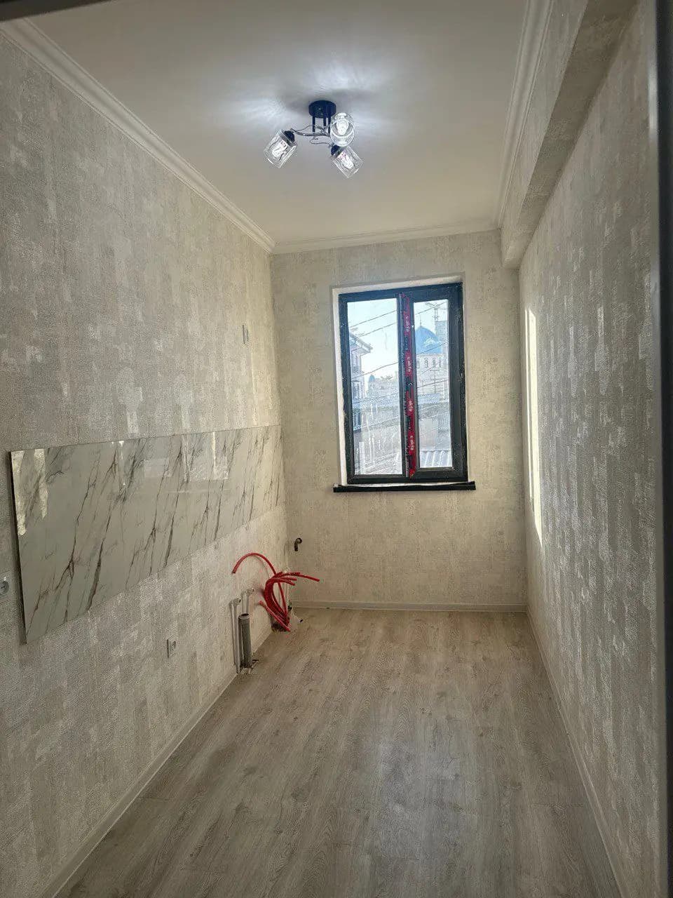 Продается квартира 2/1/2 новостройка дом кирпичный. Ор Миробадский района, Куйлук ул Муниса. — 5