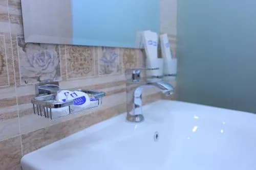 Hayot Plaza Hotel Yotoqxonasi — 4