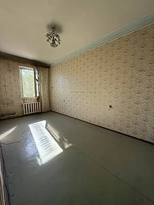 Продаётся 4-х комнатная квартира  Ориентир: ул.Чехова, кафе Брокколи — 2