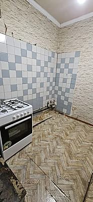 Буюк Ипак Йули 1/1/5  40м² Кирпич. — 2
