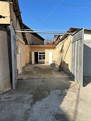 Bodomzor metro roparasida xovli sotiladi 946357677 — 2