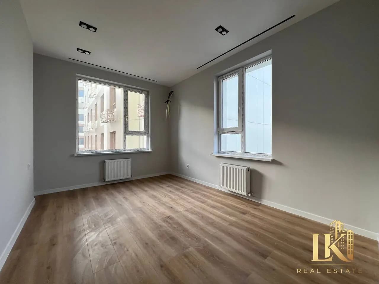 #9800 Продаётся: 🏠🏠🏠🏠🏠 Яшнабадский район Ахангаранское шоссе НОВОСТРОЙКА ЖК "Sad'o Comfort" Застр. " — 1