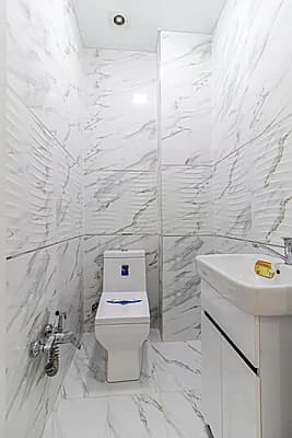 Uy sotiladi ibin sino duplex 
5 xona 3 tanuzil
150 м² (75+75)
998025588 — 9