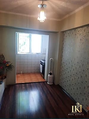 #9800 Продаётся: Яккасарайский район Улица Шота Руставели Ор-р: гостиница "Россия" — 2