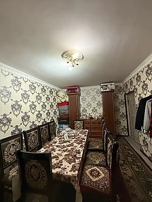3xonali uy sotladi — 3