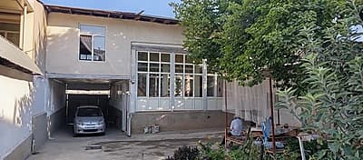 Ўрикзорда уй сотилади — 2