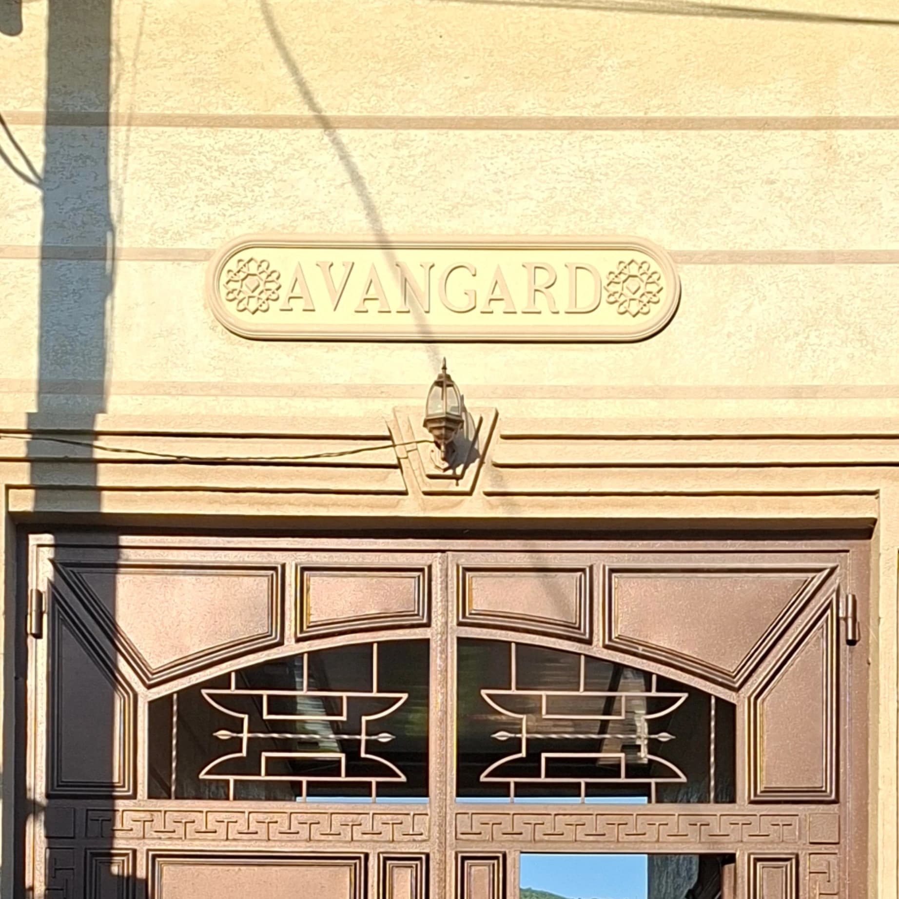 AVANGARD DACHA — 3