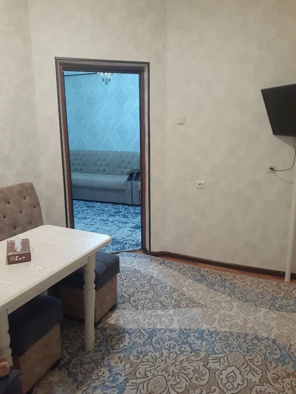 Сергили 6 А 2хона 3 хона қилинган 48 кв+кладофкага ошхона кўчирилган метро мактаб бохча ёнида нархи 59000y.e. — 1