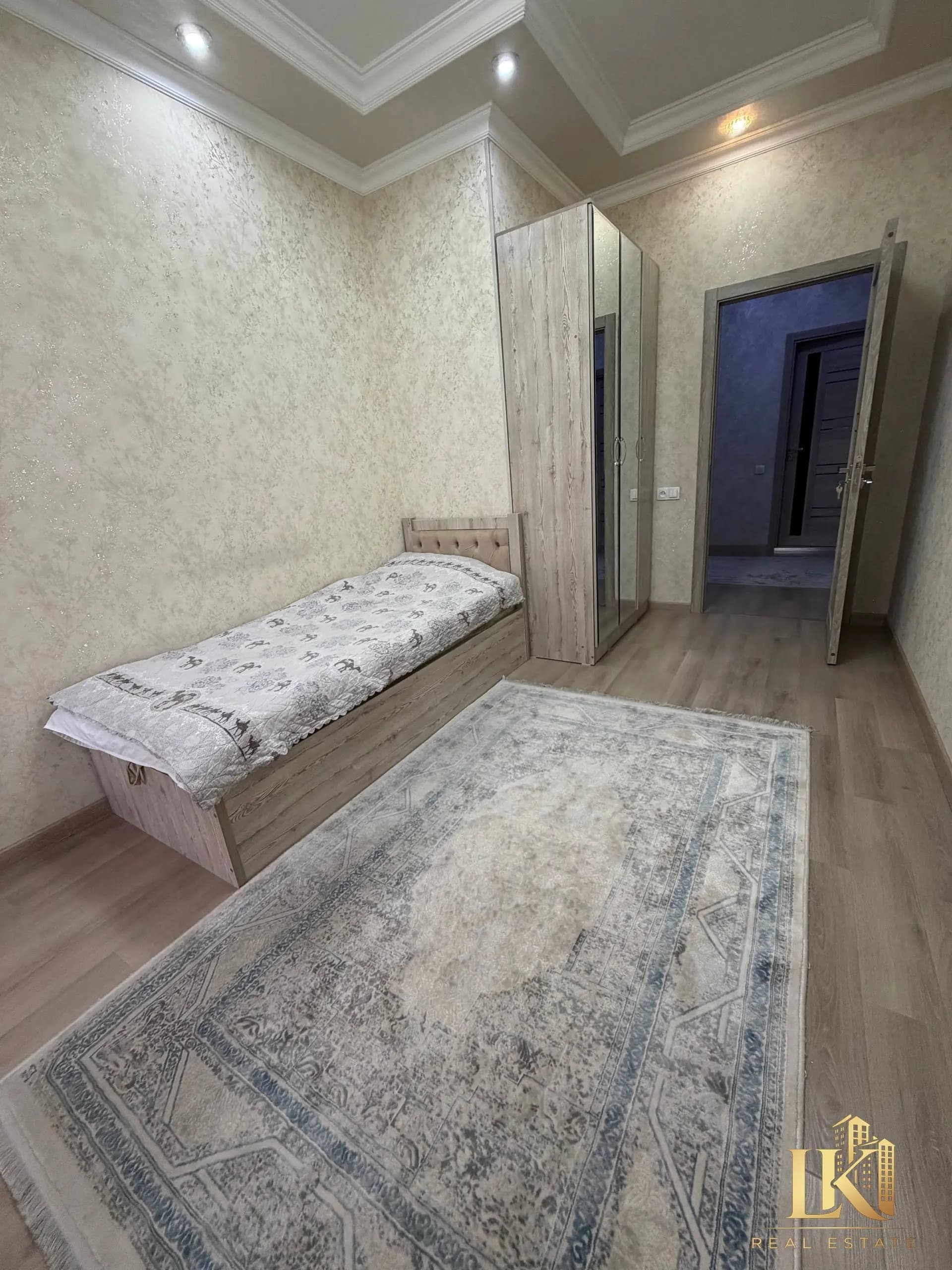 #9800 Продаётся: Яккасарайский район НОВОСТРОЙКА ЖК "Dream House" Ор-р: 8 роддом/ отель "Courtyard" — 3