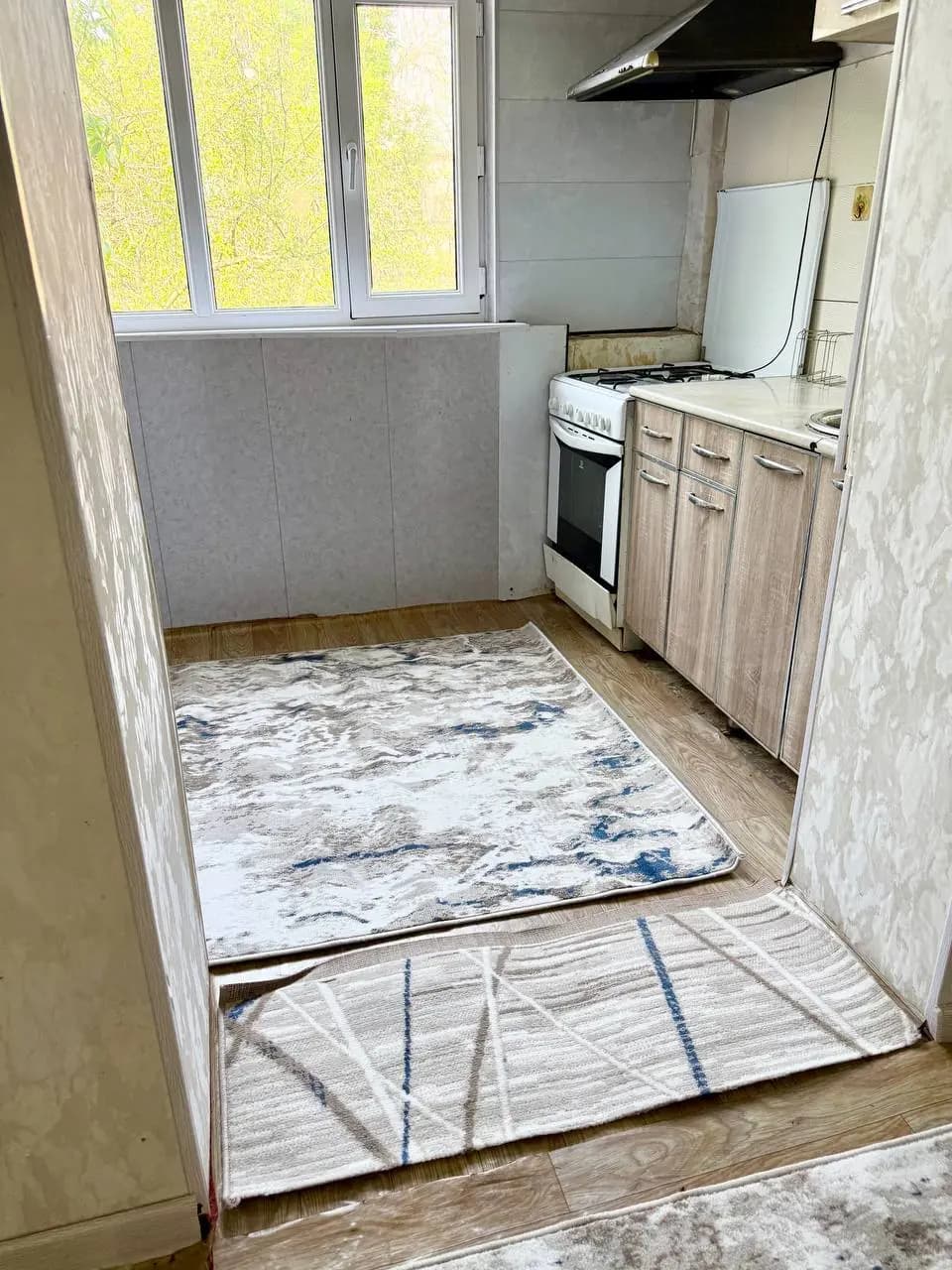 Беруний метро 1/4/5спальный мебель бор400y.e. — 1