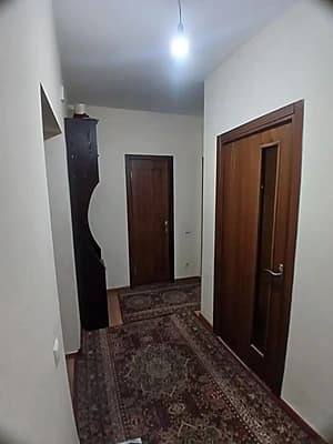 Sergile chosh teppadan 1/2 qilingan kvartira ijaraga beriladi Mitroga 10 daqiqa pishkom — 5