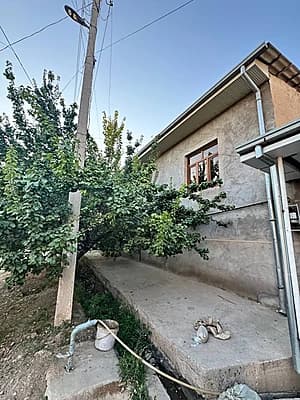 Uy sotiladi chernayivka g'isht koprik mahalla — 3