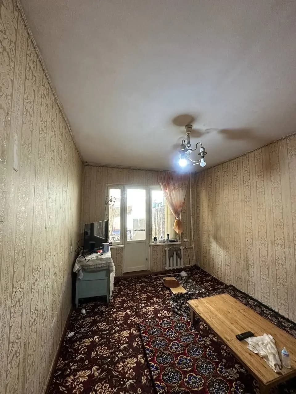 Olmazor tumaniQora qamish 2/52/2/42x6 balkon 56 m2350y.e. — 1