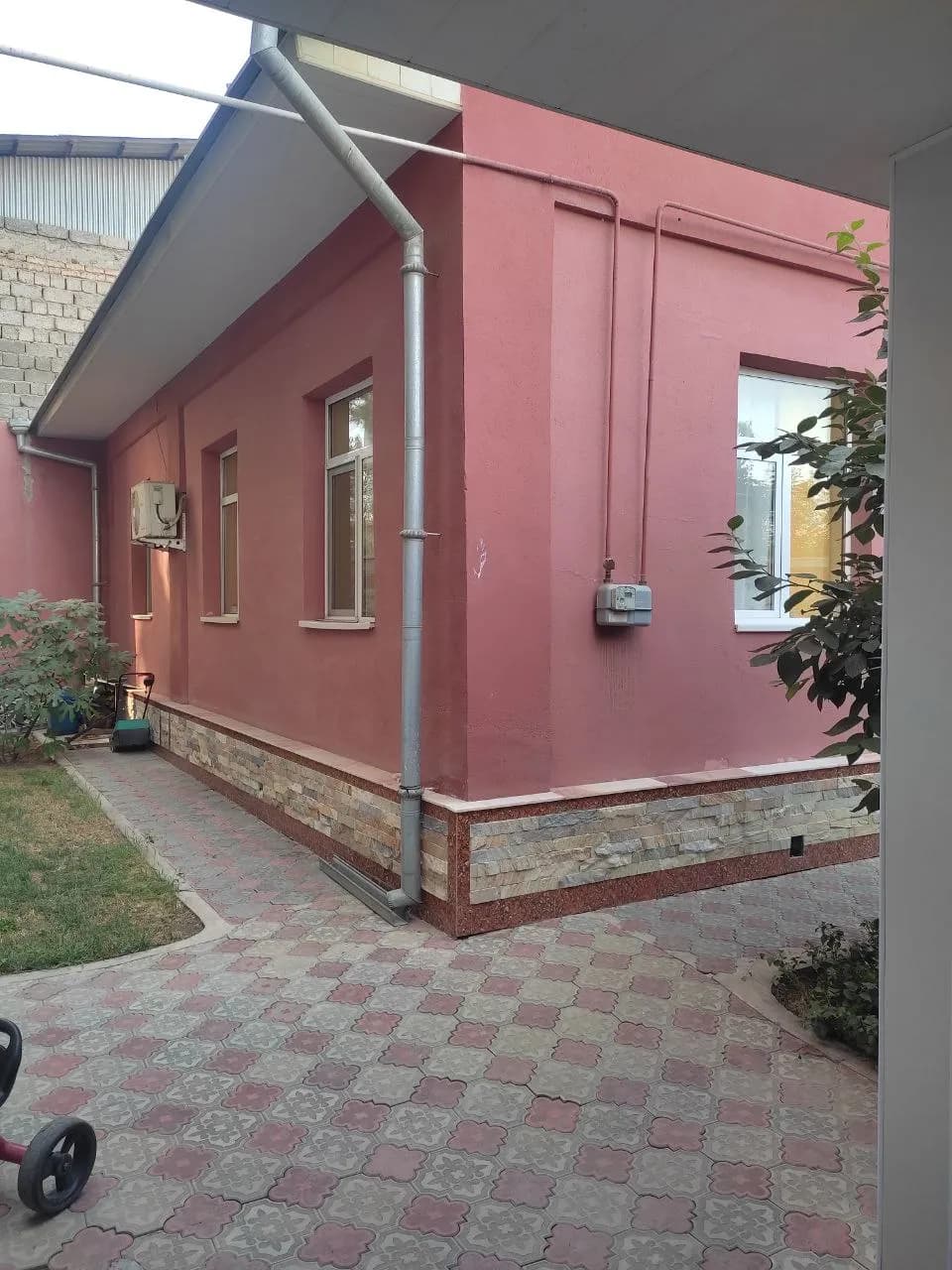 Продается дом. 7,78 соток. Фасад 17 метров  219 000 y.e. — 3