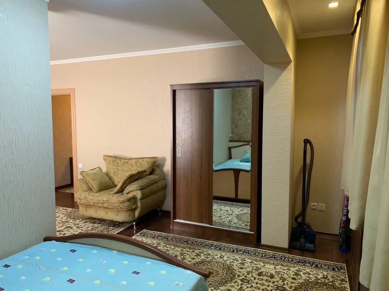 Улица Саид Барака 1/3/4 Метро Ойбек — 1