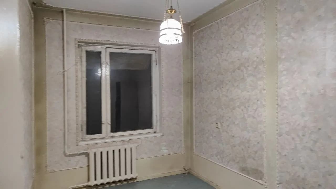 қора қамиш 2/4да 3/3/4 учхона учинчи этаж фақат350 — 1