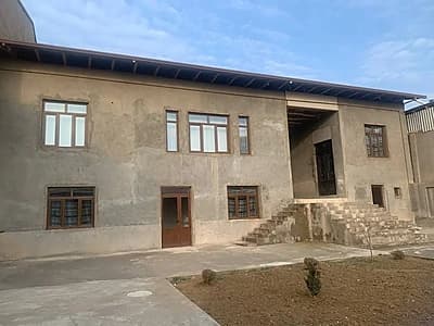 Srochna nazarbekda axolisi preimum bolgan uchastka sotiladi — 4