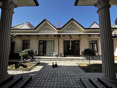Локация на карте Яндекс Зульфизар 18 дом по всем параметрам прочный и надежный ремонт недавний 7 лет назад — 5