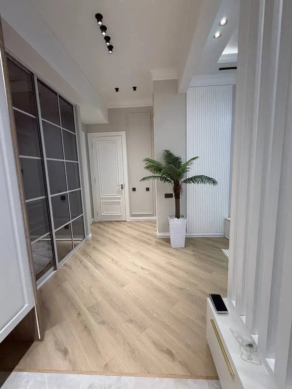 4-комнатная | 118 м² | Дизайнерский ремонт | Терраса | 226.000 у.е — 5