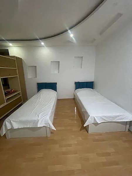 Продается 3в2 комнатная квартира,юнусабадский район,ц2,80м2 — 1
