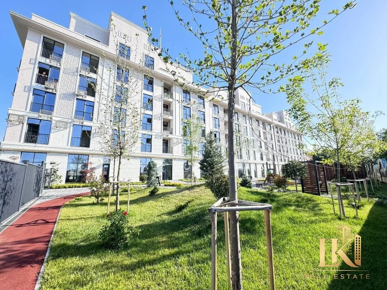 #9800 Продаётся: Юнусабадский район метро Шахристанская НОВОСТРОЙКА Комплекс "NRG Hayot" Ориентир: Т — 2