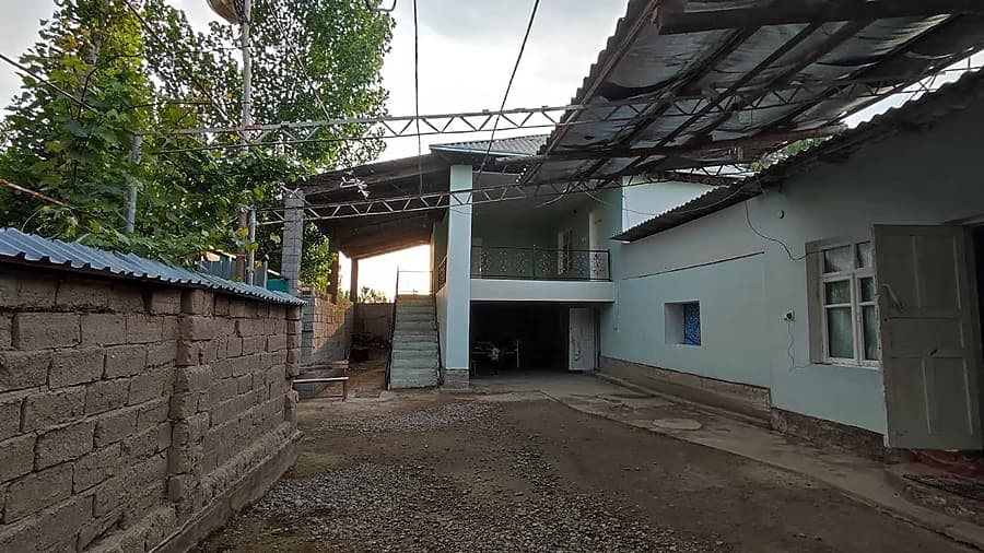 Srochni uy sotiladi — 1