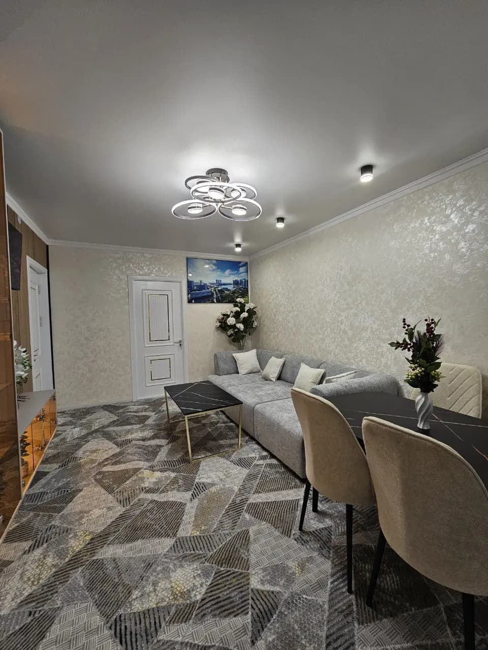 2/2/4 Чиланзар 1 кирпич 50м² — 2