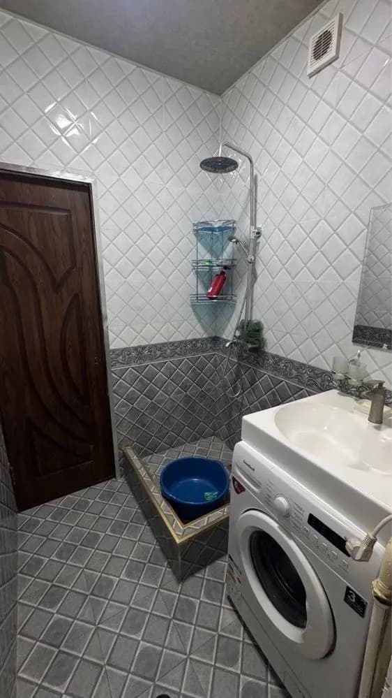 V5743 ПРОДАЕТСЯ 1/1/4 на: Чиланзар 19 #Чиланзарский_район Ор.р:Базар — 5
