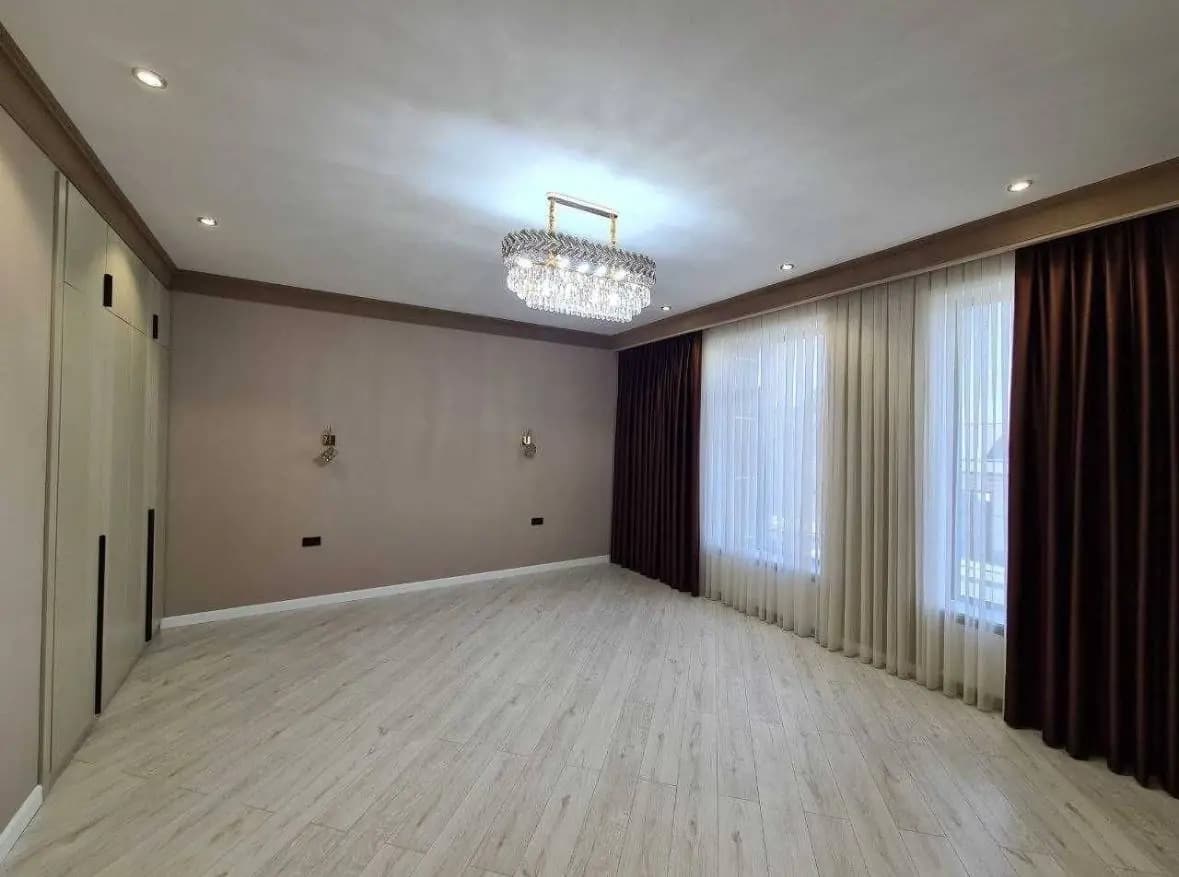 HOVLI UY SOTILADI!  Mirzo Ulug‘bek tumani Manzil: Tsiolkovskiy ko‘chasi — 8