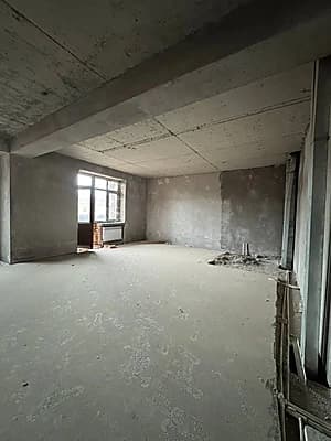 JK Parisien, 6/7/8, Yakkasaroy — 2