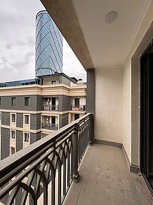 " CITY LIFE " 4/10-11/11 Ор-р PIRAMIT TOWER — 2