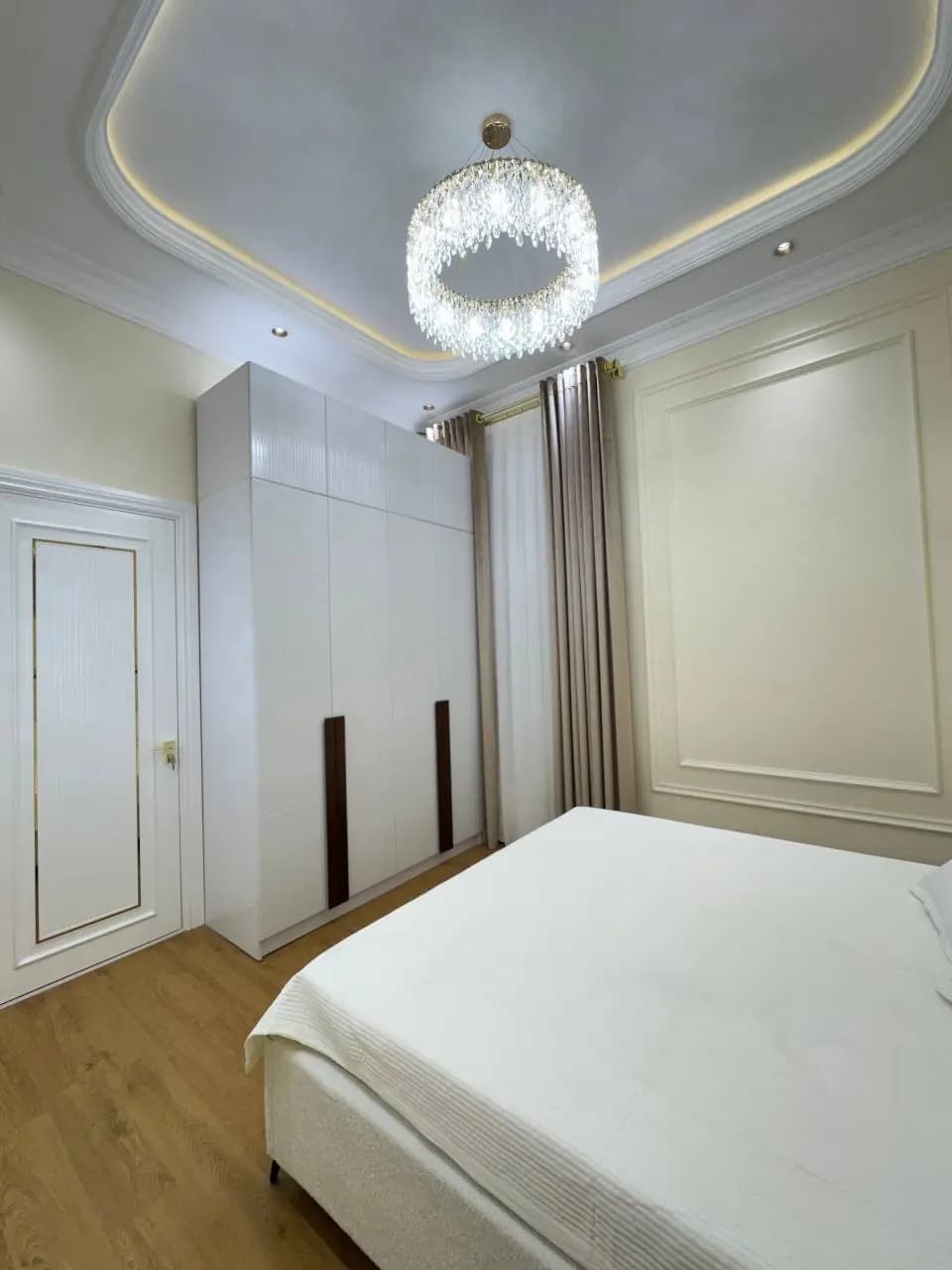 Продаётся 4-х комнатная квартира в ЖК Vegas Tower  Ориентир: Шота Руставели, Братская могила — 2