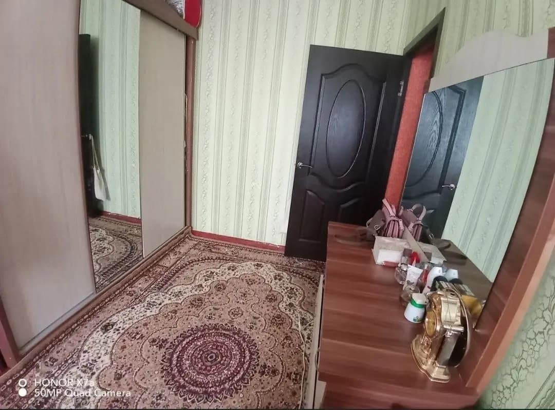 *Фархадиский Рынок 48м2 Чиланзар-12 2в3\4\4 — 4