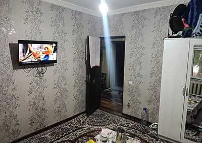 Сергели тумани массив куйлик 5    Общежит   2 хона 1 этаж 4 этажка 35 кв.м — 2
