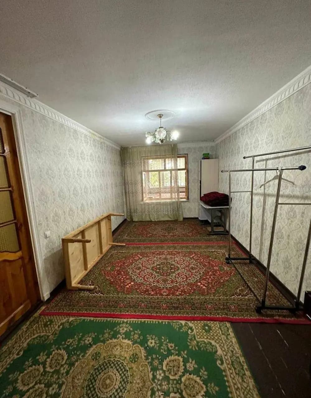 Беруний метро Ва вуз Городок да Фахат  киз студент  ларга 2/2/5450 — 2