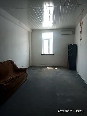🔥🔥🔥СРОЧНО ПРОДАЁТСЯ КОММЕРЧЕСКОЕ ПОМЕЩЕНИЕ! Сергели базар. 2 этаж 57м² — 2