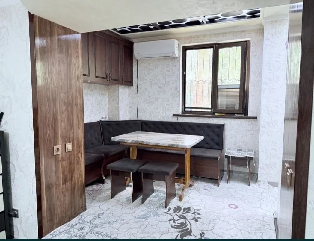 *Чиланзар-6 2\1\4 ТЦ Парус — 1
