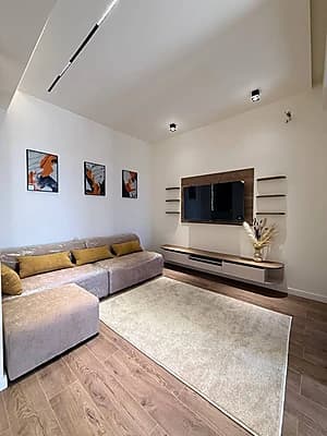 2/6/10 Parkent Avenue — 1