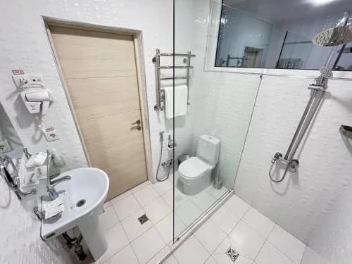 AKS Hotel — 5