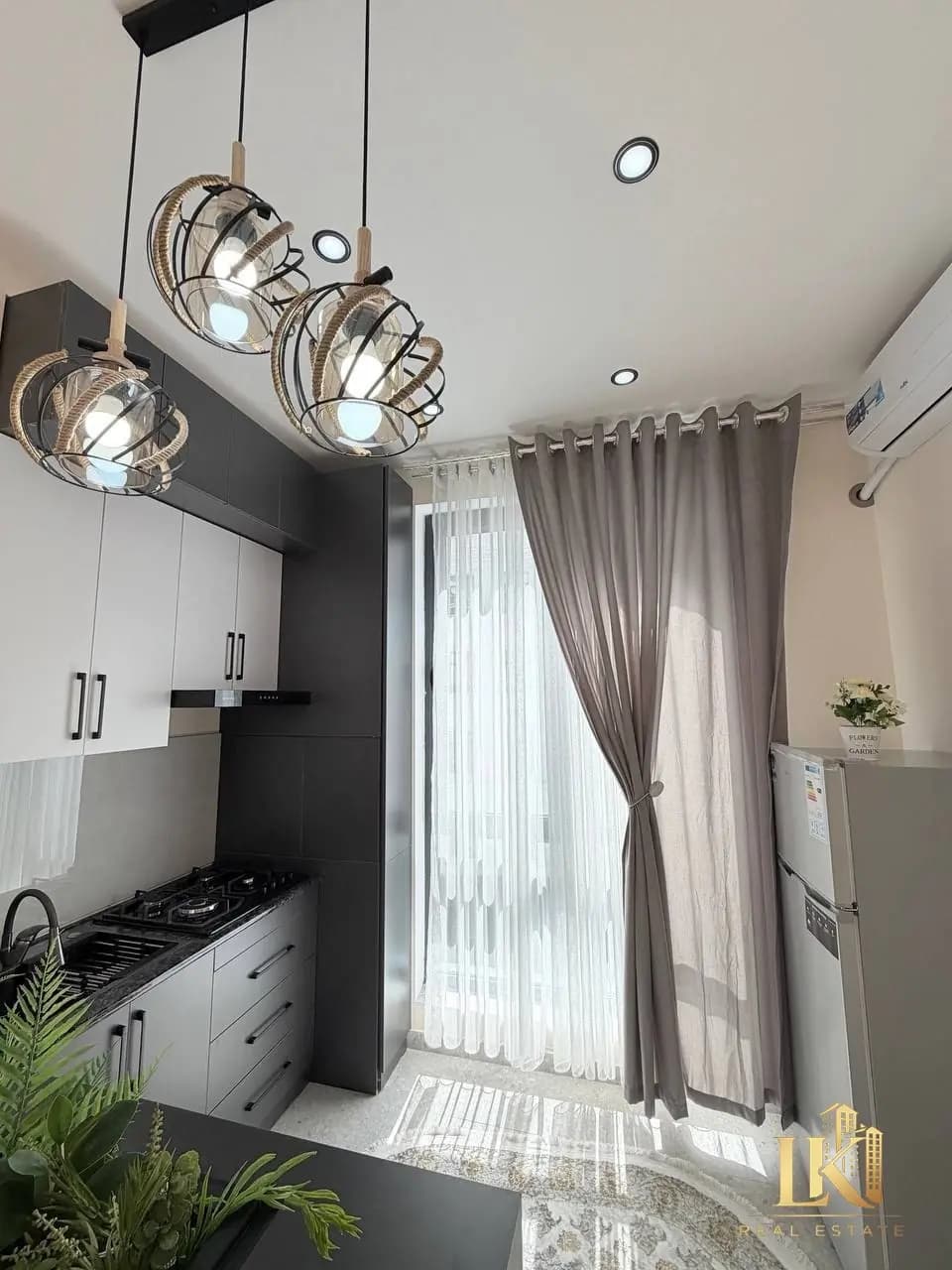 #9852 Продаётся: Шайхантахурский район Самарканд Дарвоза Ор-р : Шайхантахур РОВД Новостройка Ж/К Bm — 2