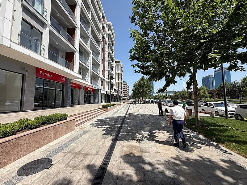 Nejiloy Gardens Residence — 1