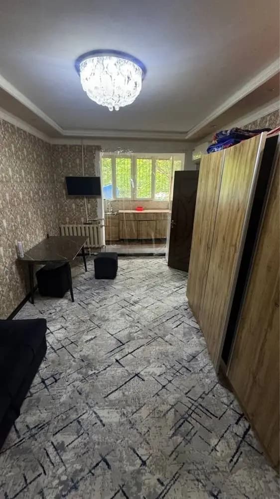 V5743 ПРОДАЕТСЯ 1/1/4 на: Чиланзар 19 #Чиланзарский_район Ор.р:Базар — 2