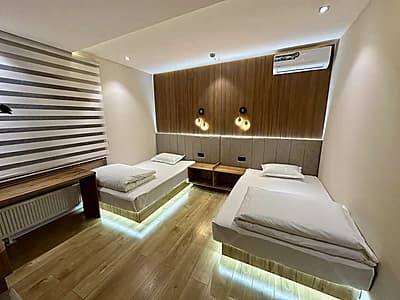 Hotel Luxora 24/7 — 5
