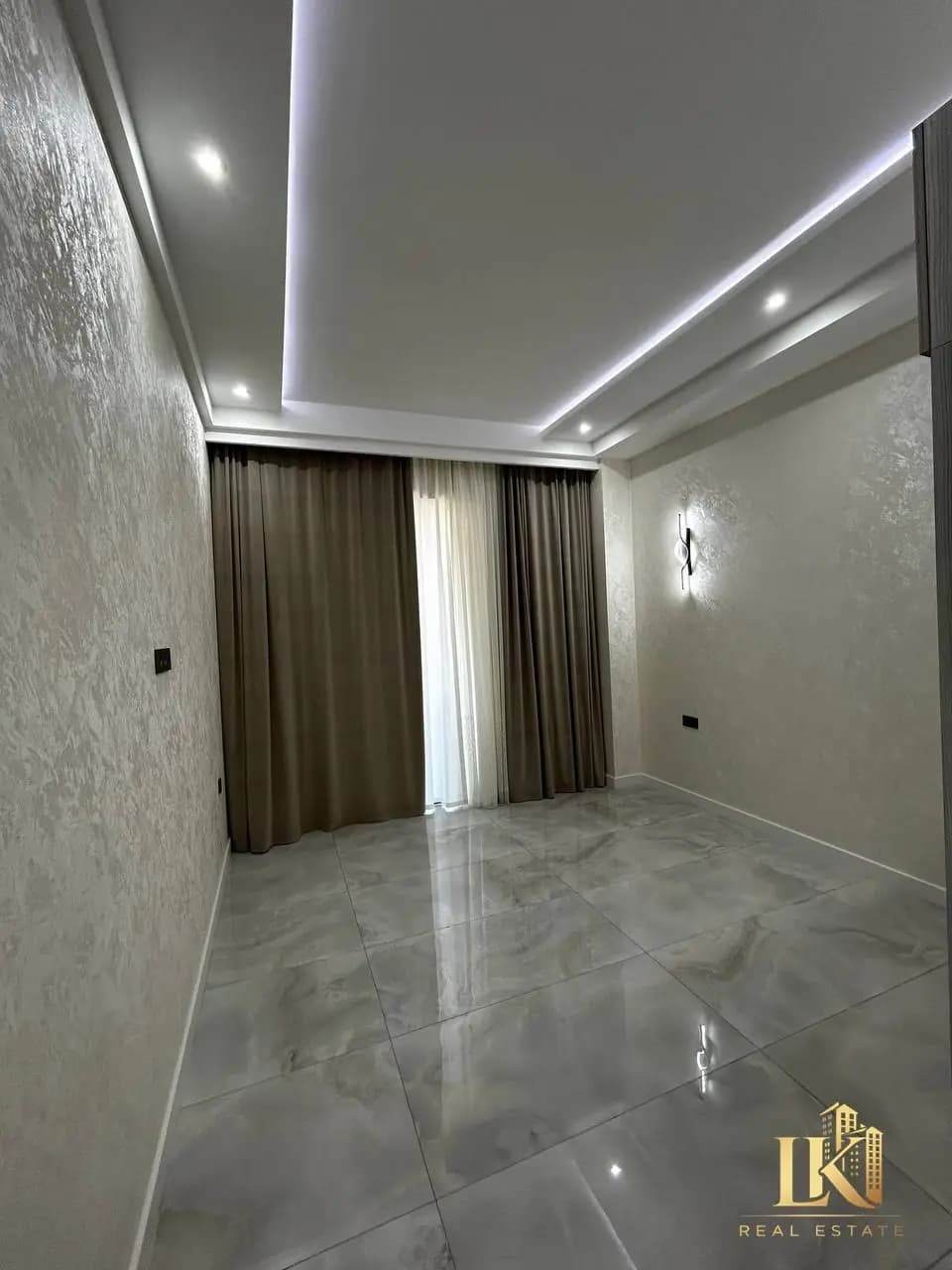 #9800 Продаётся: Мирабадский район Улица Нукусская НОВОСТРОЙКА ЖК "PARKWOOD" Ориентир: посольство Ро — 3