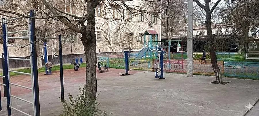 Гулобод Чорсу 3-хона — 1